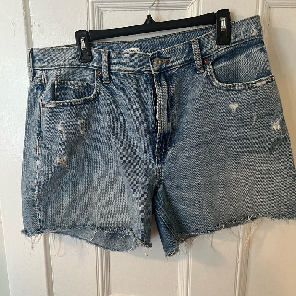 100% cotton, stiff denim shorts